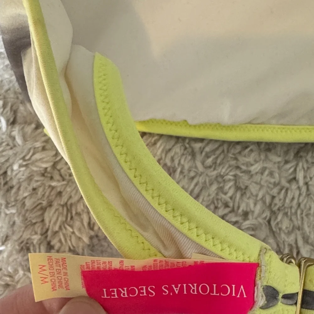 Victoria's Secret Monochrome Bikini with Yellow Trim - Picture 4 of 4